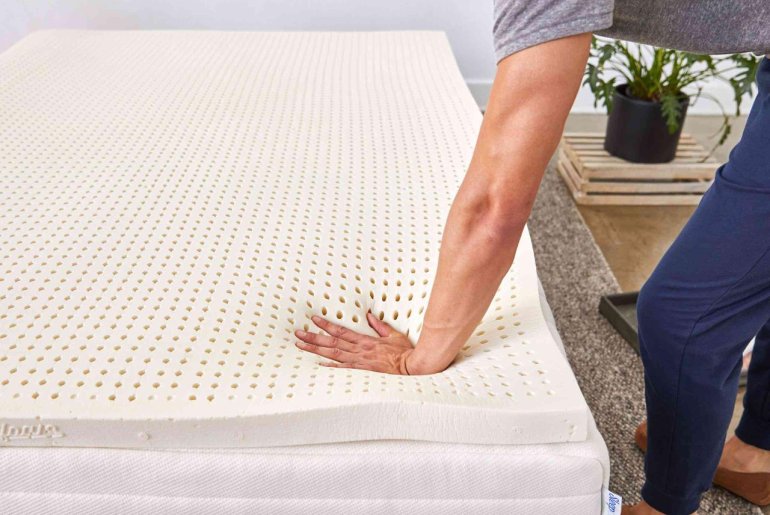 The Ultimate Guide to Mattress Toppers for Obese Sleepers